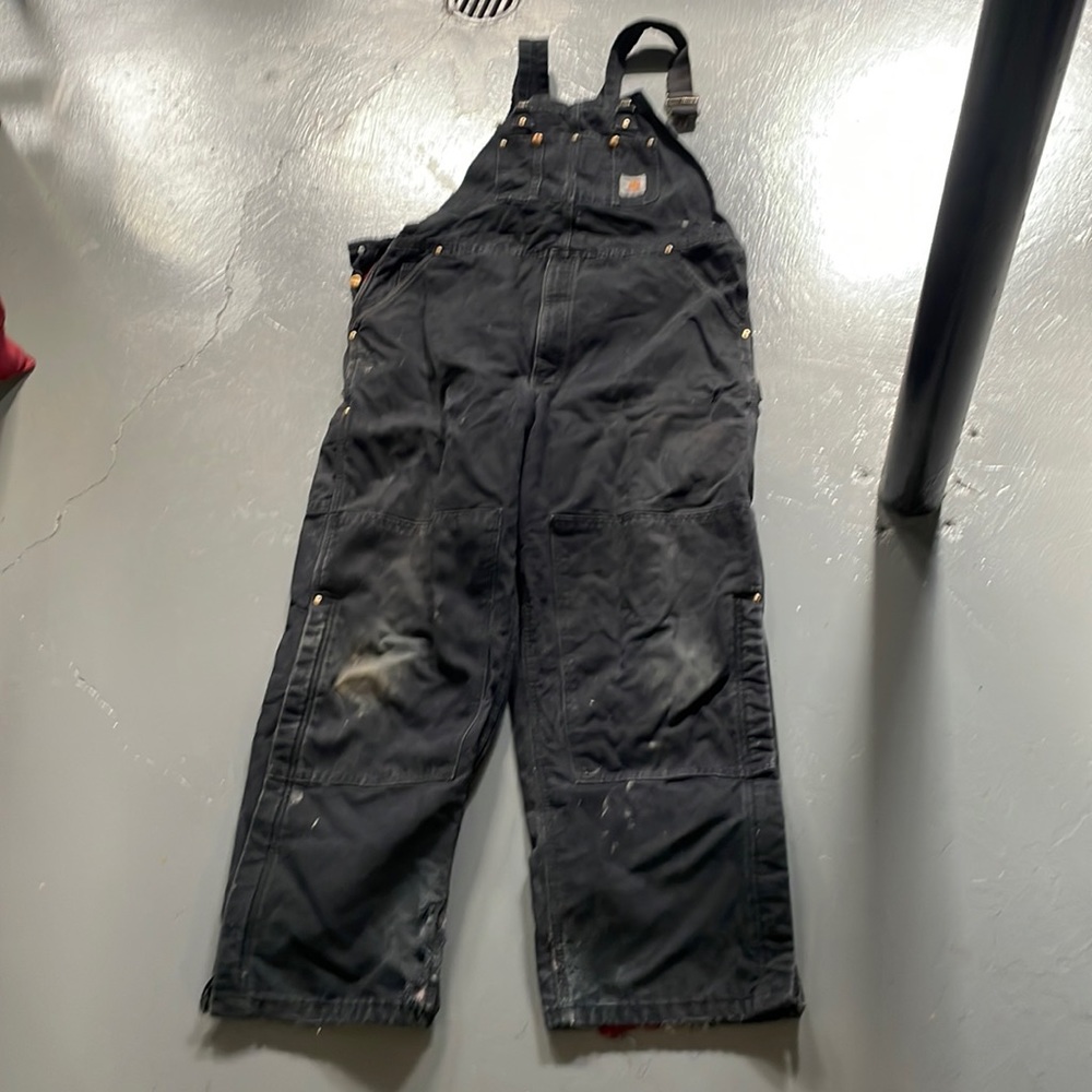 Carhartt bib overalls. Black 42x32.